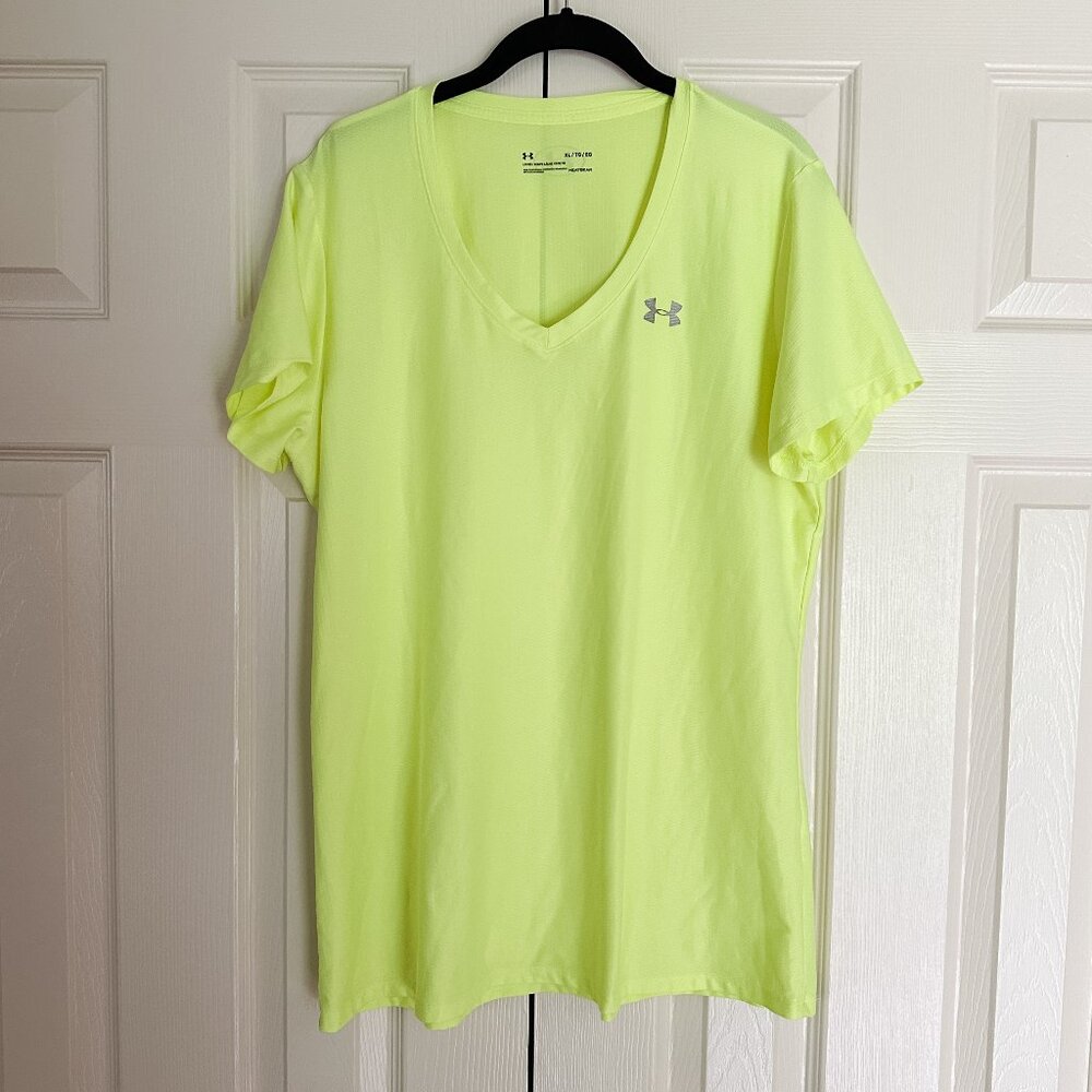 Women's Under Armour V-Neck T-Shirt - Yellow Size XL